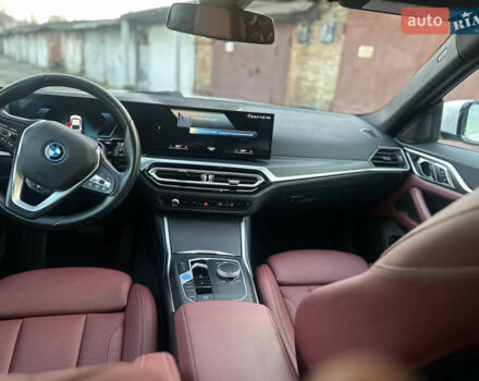 Білий БМВ i4, об'ємом двигуна 0 л та пробігом 22 тис. км за 33999 $, фото 15 на Automoto.ua