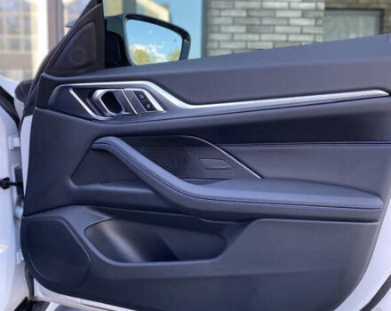 Белый БМВ i4, объемом двигателя 0 л и пробегом 40 тыс. км за 43300 $, фото 38 на Automoto.ua