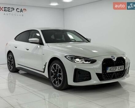Белый БМВ i4, объемом двигателя 0 л и пробегом 11 тыс. км за 40900 $, фото 4 на Automoto.ua
