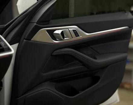 Белый БМВ i4, объемом двигателя 0 л и пробегом 30 тыс. км за 38500 $, фото 19 на Automoto.ua