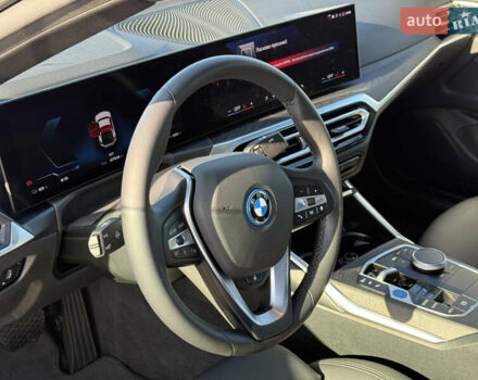 Белый БМВ i4, объемом двигателя 0 л и пробегом 8 тыс. км за 45500 $, фото 16 на Automoto.ua
