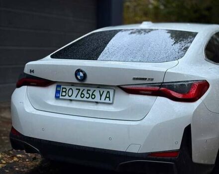 Белый БМВ i4, объемом двигателя 0 л и пробегом 30 тыс. км за 38500 $, фото 5 на Automoto.ua