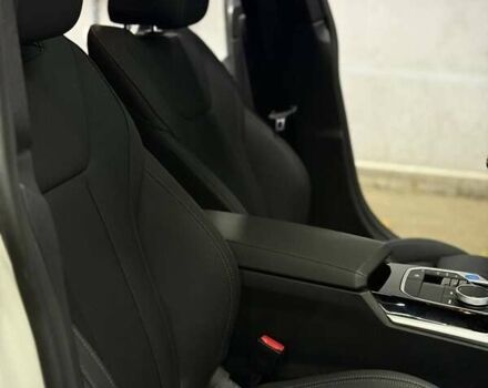 Белый БМВ i4, объемом двигателя 0 л и пробегом 30 тыс. км за 38500 $, фото 14 на Automoto.ua