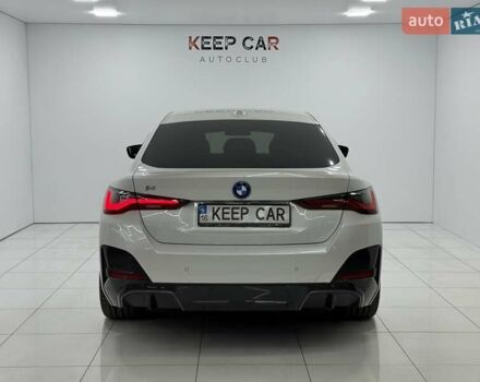 Белый БМВ i4, объемом двигателя 0 л и пробегом 11 тыс. км за 40900 $, фото 18 на Automoto.ua
