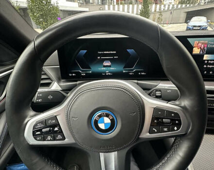 Белый БМВ i4, объемом двигателя 0 л и пробегом 45 тыс. км за 42250 $, фото 18 на Automoto.ua