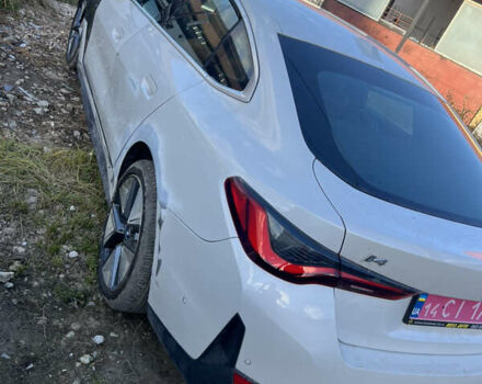 Белый БМВ i4, объемом двигателя 0 л и пробегом 17 тыс. км за 30500 $, фото 5 на Automoto.ua
