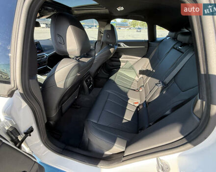 Белый БМВ i4, объемом двигателя 0 л и пробегом 8 тыс. км за 45500 $, фото 14 на Automoto.ua