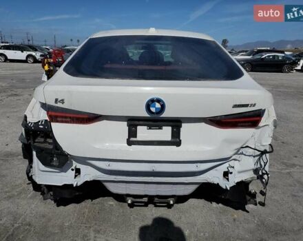 Белый БМВ i4, объемом двигателя 0 л и пробегом 8 тыс. км за 19330 $, фото 4 на Automoto.ua