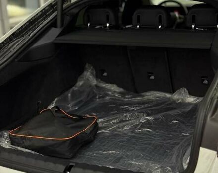 Белый БМВ i4, объемом двигателя 0 л и пробегом 30 тыс. км за 38500 $, фото 25 на Automoto.ua