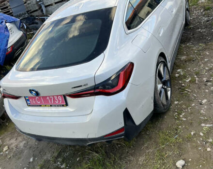 Белый БМВ i4, объемом двигателя 0 л и пробегом 17 тыс. км за 30500 $, фото 4 на Automoto.ua