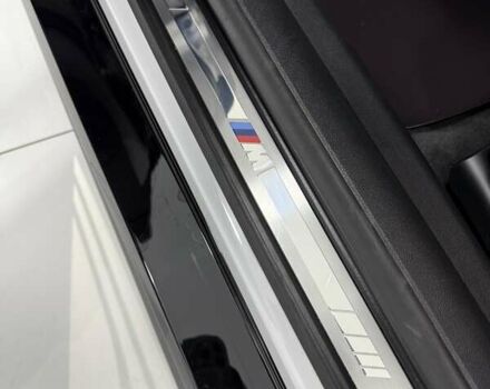 Белый БМВ i4, объемом двигателя 0 л и пробегом 11 тыс. км за 40900 $, фото 22 на Automoto.ua