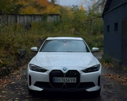 Белый БМВ i4, объемом двигателя 0 л и пробегом 30 тыс. км за 38500 $, фото 1 на Automoto.ua