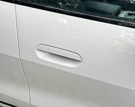 Белый БМВ i4, объемом двигателя 0 л и пробегом 45 тыс. км за 42250 $, фото 9 на Automoto.ua