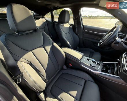 Белый БМВ i4, объемом двигателя 0 л и пробегом 8 тыс. км за 45500 $, фото 11 на Automoto.ua