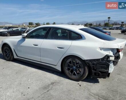 Белый БМВ i4, объемом двигателя 0 л и пробегом 8 тыс. км за 19330 $, фото 3 на Automoto.ua