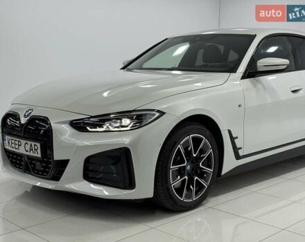 Белый БМВ i4, объемом двигателя 0 л и пробегом 11 тыс. км за 40900 $, фото 9 на Automoto.ua