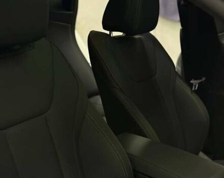 Белый БМВ i4, объемом двигателя 0 л и пробегом 30 тыс. км за 38500 $, фото 9 на Automoto.ua