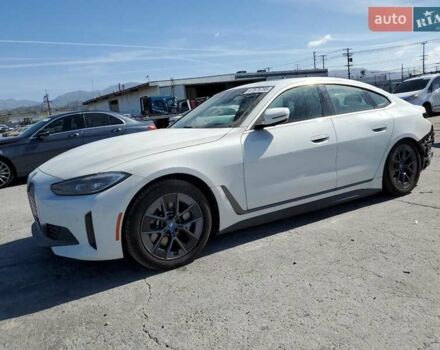 Белый БМВ i4, объемом двигателя 0 л и пробегом 8 тыс. км за 19330 $, фото 2 на Automoto.ua