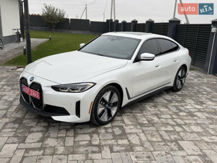 БМВ i4 2023 в Луцке на Automoto.ua Белый БМВ i4, объемом двигателя 0 л и пробегом 42 тыс. км за 33500 $, фото 1 на Automoto.ua