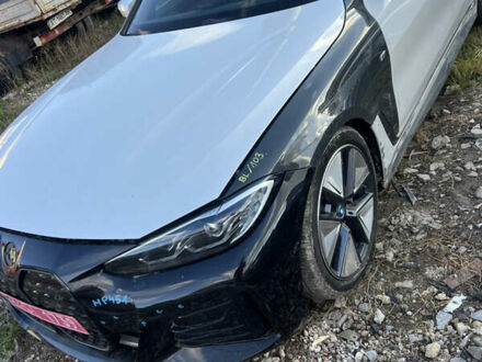 БМВ i4 2024 у Івано-Франківську на Automoto.ua Білий БМВ i4, об'ємом двигуна 0 л та пробігом 17 тис. км за 30500 $, фото 1 на Automoto.ua