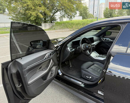 Черный БМВ i4, объемом двигателя 0 л и пробегом 31 тыс. км за 39900 $, фото 23 на Automoto.ua