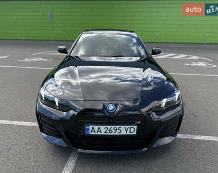 Черный БМВ i4, объемом двигателя 0 л и пробегом 31 тыс. км за 39900 $, фото 7 на Automoto.ua