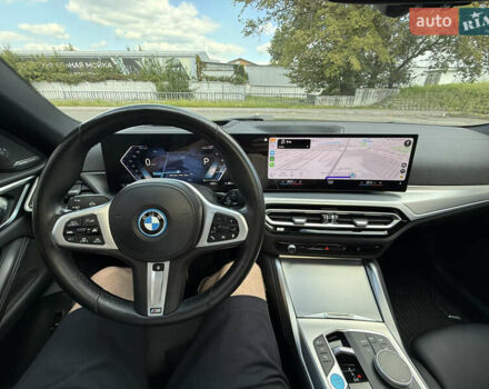 Черный БМВ i4, объемом двигателя 0 л и пробегом 31 тыс. км за 39900 $, фото 37 на Automoto.ua