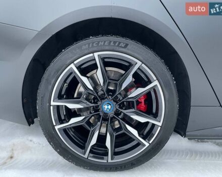 Черный БМВ i4, объемом двигателя 0 л и пробегом 50 тыс. км за 45000 $, фото 18 на Automoto.ua
