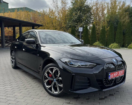 Черный БМВ i4, объемом двигателя 0 л и пробегом 45 тыс. км за 42500 $, фото 7 на Automoto.ua
