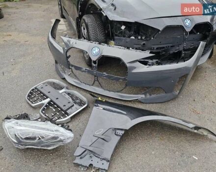 Черный БМВ i4, объемом двигателя 0 л и пробегом 27 тыс. км за 27500 $, фото 29 на Automoto.ua