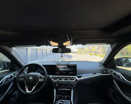 Черный БМВ i4, объемом двигателя 0 л и пробегом 18 тыс. км за 33800 $, фото 6 на Automoto.ua