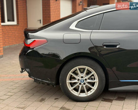 Черный БМВ i4, объемом двигателя 0 л и пробегом 65 тыс. км за 21900 $, фото 11 на Automoto.ua