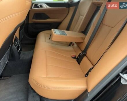 Чорний БМВ i4, об'ємом двигуна 0 л та пробігом 31 тис. км за 37000 $, фото 31 на Automoto.ua