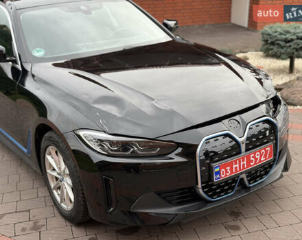 Черный БМВ i4, объемом двигателя 0 л и пробегом 65 тыс. км за 21900 $, фото 26 на Automoto.ua