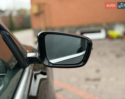 Черный БМВ i4, объемом двигателя 0 л и пробегом 65 тыс. км за 21900 $, фото 7 на Automoto.ua