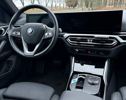 Черный БМВ i4, объемом двигателя 0 л и пробегом 38 тыс. км за 31500 $, фото 21 на Automoto.ua
