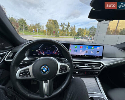Черный БМВ i4, объемом двигателя 0 л и пробегом 45 тыс. км за 42500 $, фото 39 на Automoto.ua