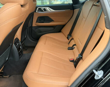 Черный БМВ i4, объемом двигателя 0 л и пробегом 17 тыс. км за 31999 $, фото 26 на Automoto.ua