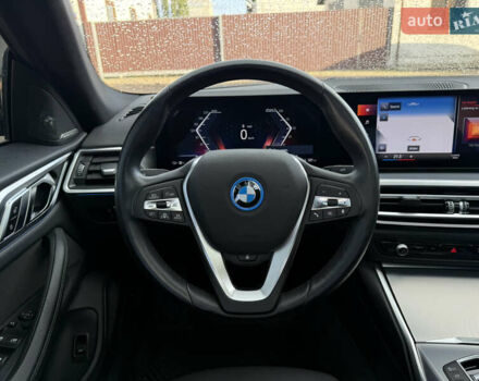 Черный БМВ i4, объемом двигателя 0 л и пробегом 12 тыс. км за 36999 $, фото 65 на Automoto.ua