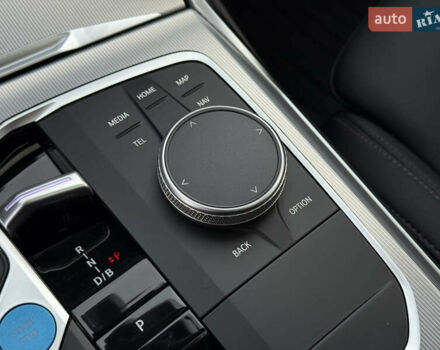 Черный БМВ i4, объемом двигателя 0 л и пробегом 12 тыс. км за 36999 $, фото 46 на Automoto.ua