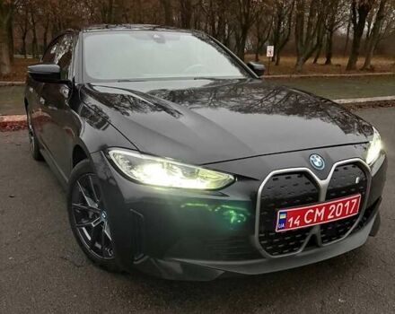 Черный БМВ i4, объемом двигателя 0 л и пробегом 38 тыс. км за 31500 $, фото 3 на Automoto.ua