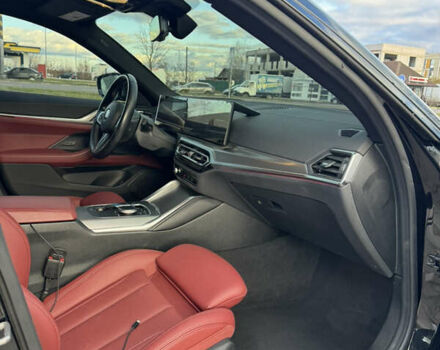 Черный БМВ i4, объемом двигателя 0 л и пробегом 40 тыс. км за 44800 $, фото 18 на Automoto.ua