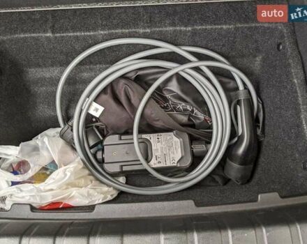 Черный БМВ i4, объемом двигателя 0 л и пробегом 45 тыс. км за 32500 $, фото 22 на Automoto.ua