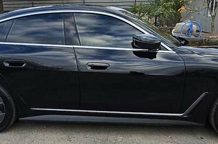 Черный БМВ i4, объемом двигателя 0 л и пробегом 33 тыс. км за 40000 $, фото 1 на Automoto.ua