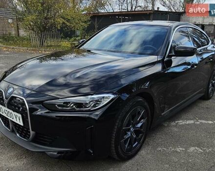 Черный БМВ i4, объемом двигателя 0 л и пробегом 33 тыс. км за 40000 $, фото 9 на Automoto.ua