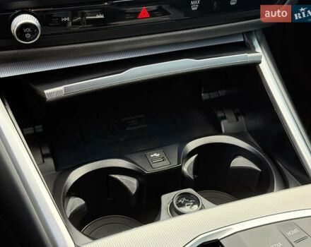 Черный БМВ i4, объемом двигателя 0 л и пробегом 12 тыс. км за 36999 $, фото 87 на Automoto.ua