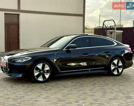 Черный БМВ i4, объемом двигателя 0 л и пробегом 12 тыс. км за 36999 $, фото 17 на Automoto.ua
