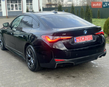 Черный БМВ i4, объемом двигателя 0 л и пробегом 38 тыс. км за 31200 $, фото 3 на Automoto.ua