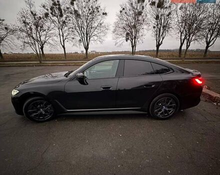 Черный БМВ i4, объемом двигателя 0 л и пробегом 38 тыс. км за 31500 $, фото 4 на Automoto.ua