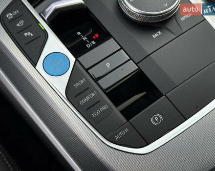 Черный БМВ i4, объемом двигателя 0 л и пробегом 12 тыс. км за 36999 $, фото 47 на Automoto.ua